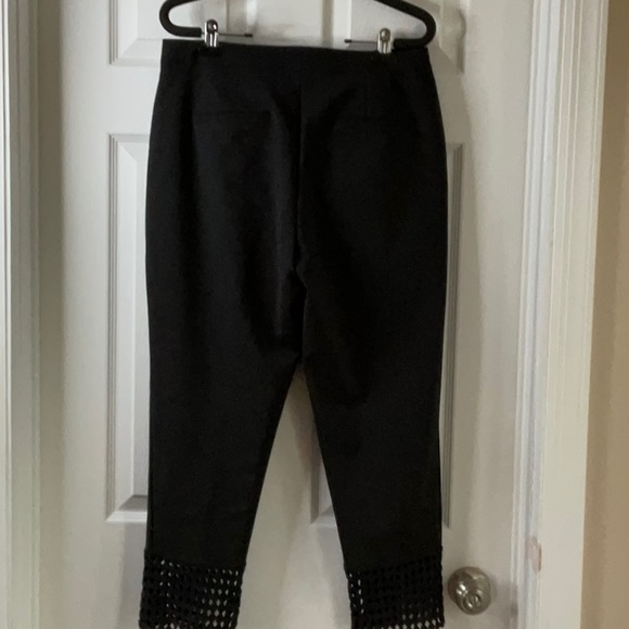 🔥$5 SALE!.Airoldi Collection beautiful embellished hem ankle pants, sz 14 black - Picture 4 of 10